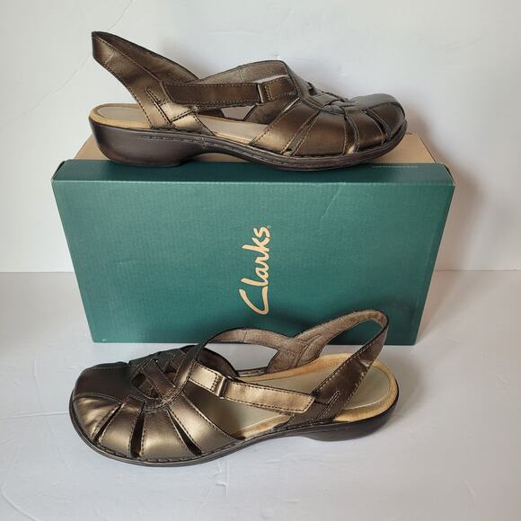 Clarks Ina Kiss SZ 9.5M Bronze Mary Jane Sandals Hook & Loop Closure Comfort - Picture 2 of 11